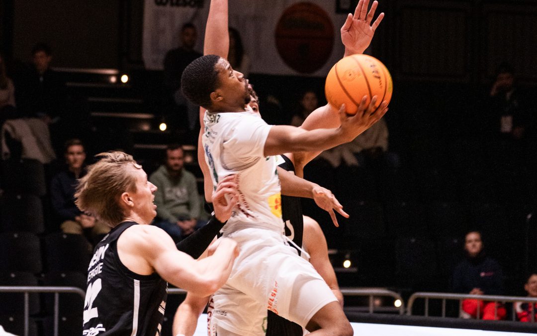 EPG Baskets Koblenz verteidigen die Arena gegen die Nürnberg Falcons mit 101:97 (51:40)